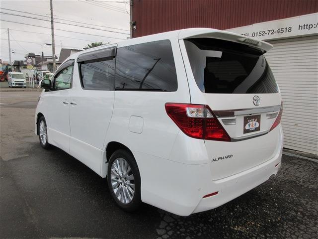 Toyota Alphard 6