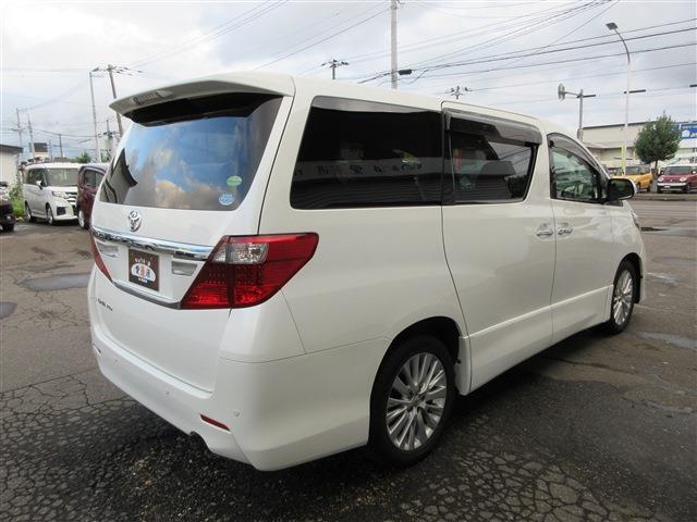 Toyota Alphard 8