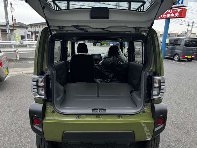 Daihatsu Taft 9