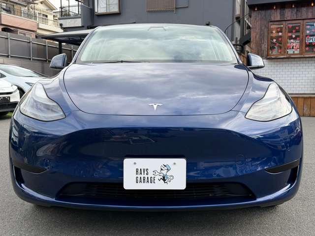 Tesla Model Y 9