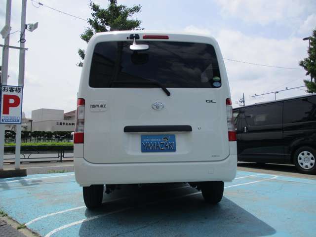 Toyota Town Ace Van 6