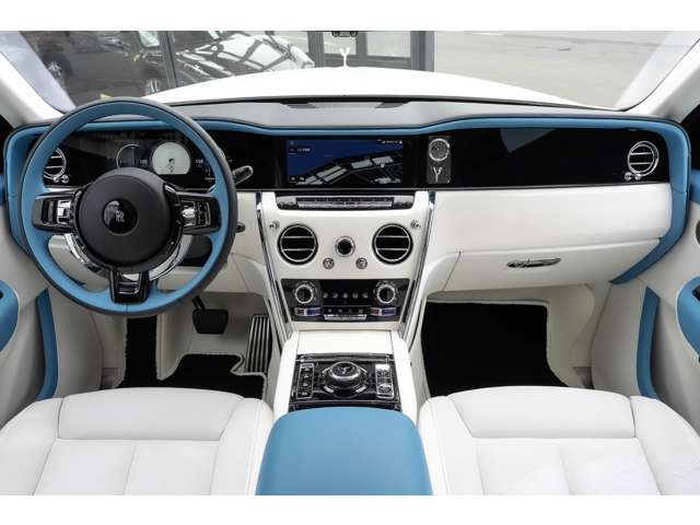Rolls-Royce カリナン 8