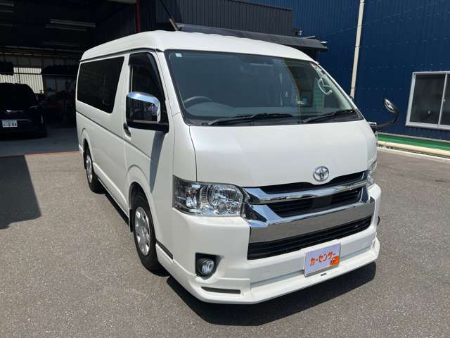 Toyota Hiace 3