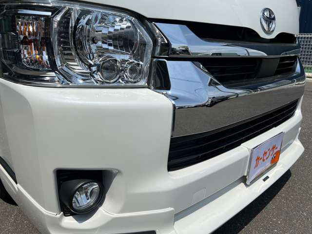 Toyota Hiace 6