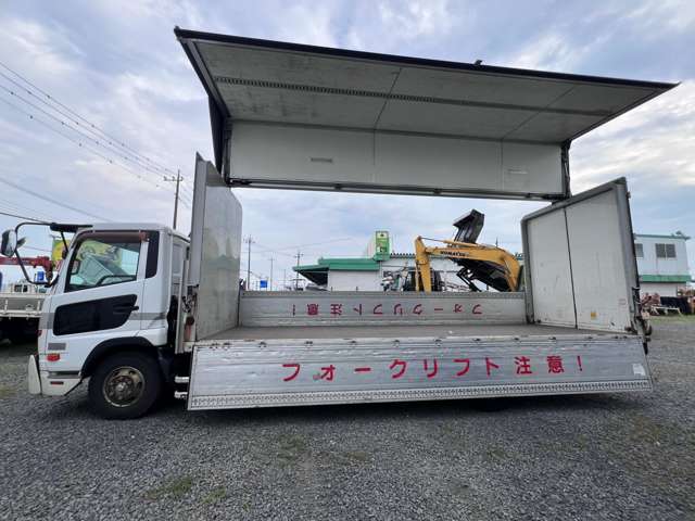 UD Trucks Condor 10