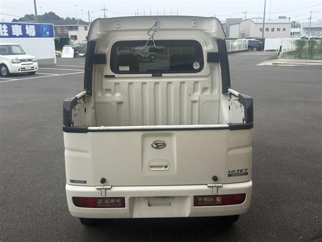 Daihatsu Hijet Deck Van 5
