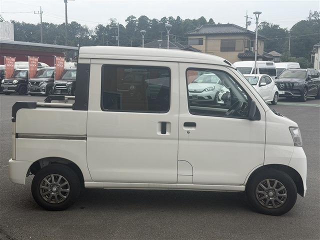 Daihatsu Hijet Deck Van 7