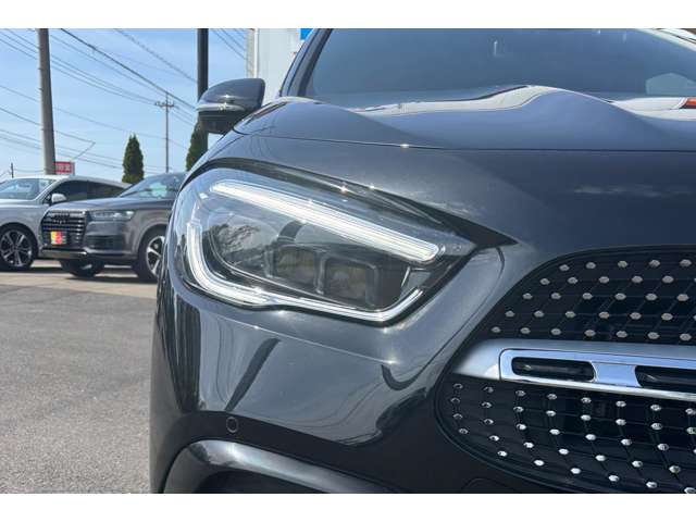 Mercedes-Benz GLA-Class 8