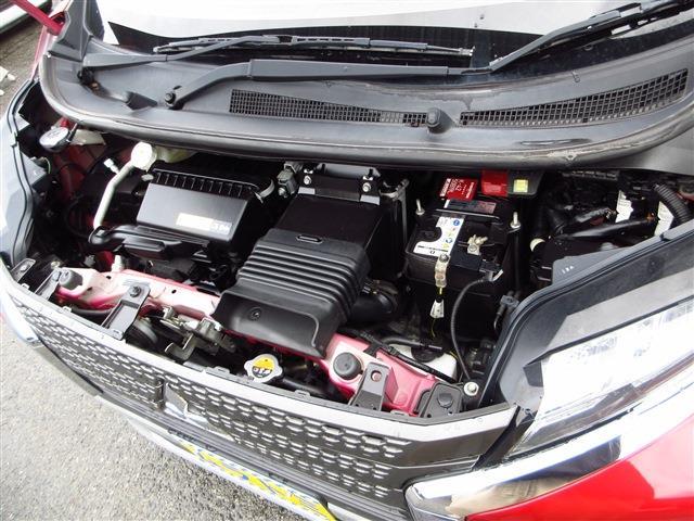 Mitsubishi eK X 12