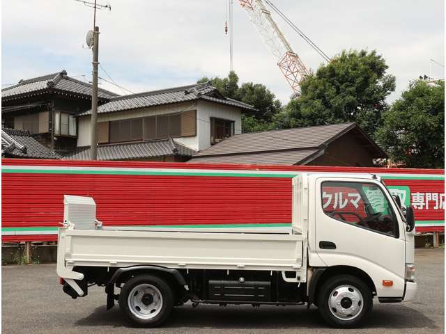Hino Dutro 7