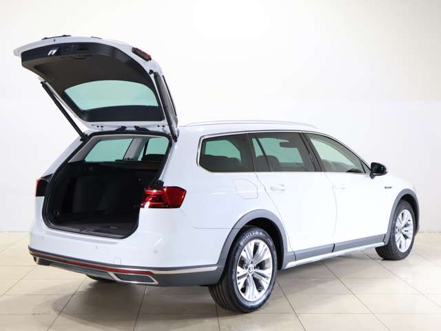 Volkswagen Passat Alltrack 11