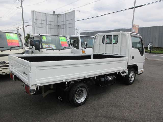 Isuzu Elf 11
