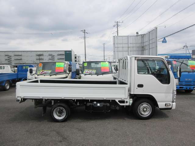 Isuzu Elf 7