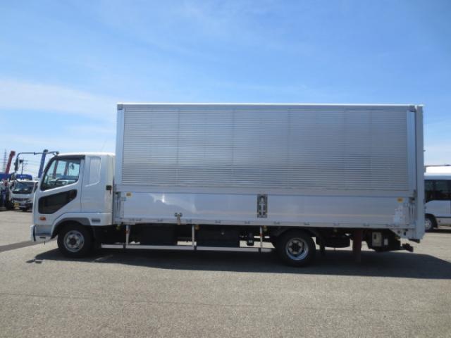 Mitsubishi Fuso Fighter 9