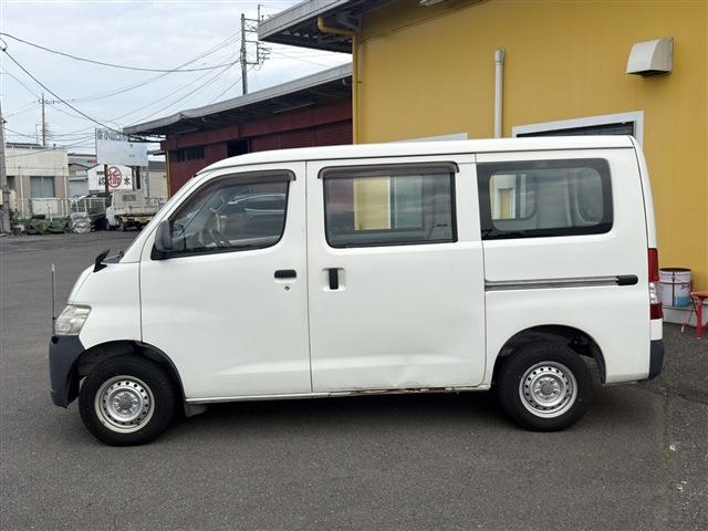 Toyota Town Ace Van 11