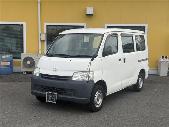 Toyota Town Ace Van 12