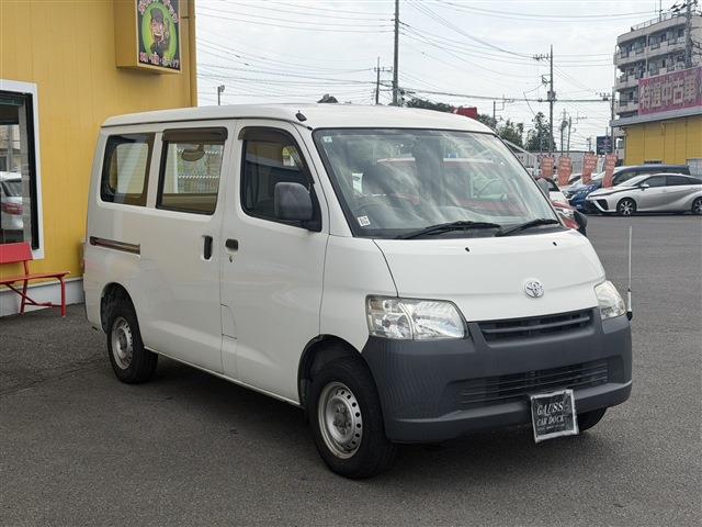 Toyota Town Ace Van 4