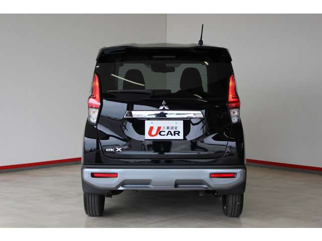 Mitsubishi eK X 6