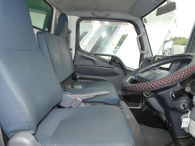 Mitsubishi Fuso Canter 12