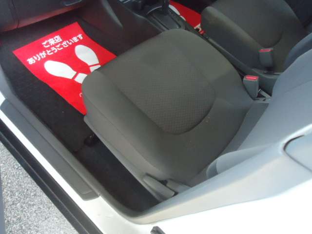 Nissan NV150 AD 9