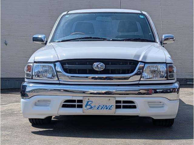 Toyota Hilux 2