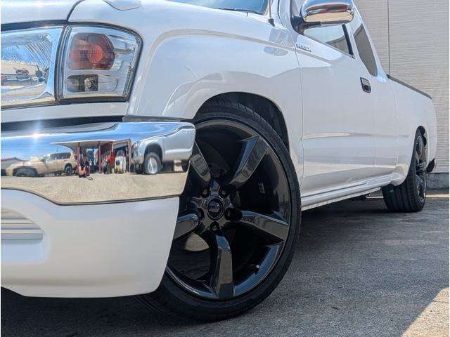 Toyota Hilux 4