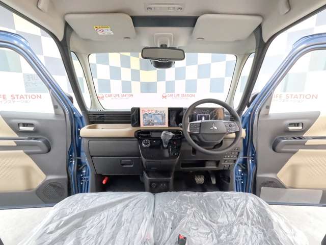 Mitsubishi Delica Mini 9