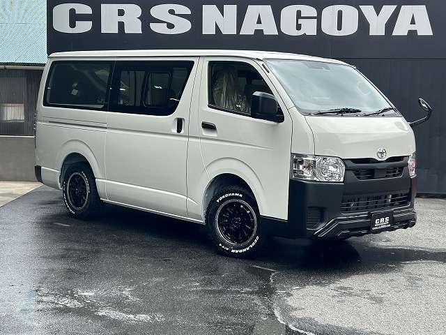 Toyota Hiace Van 6
