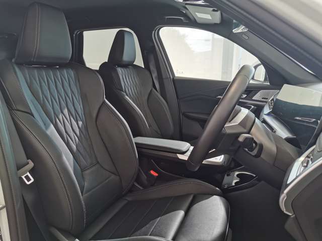 BMW iX1 2