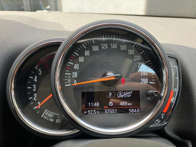 MINI Crossover 10