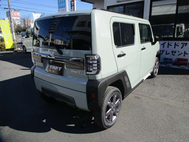 Daihatsu Taft 4
