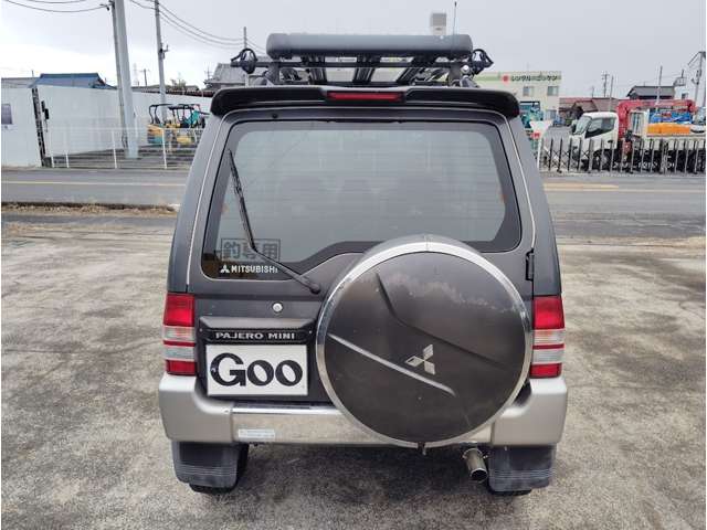 Mitsubishi Pajero Mini 7