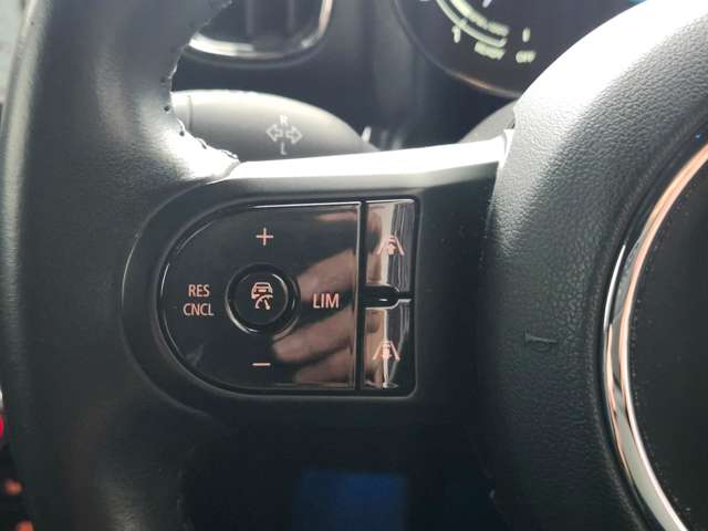 MINI Crossover 12