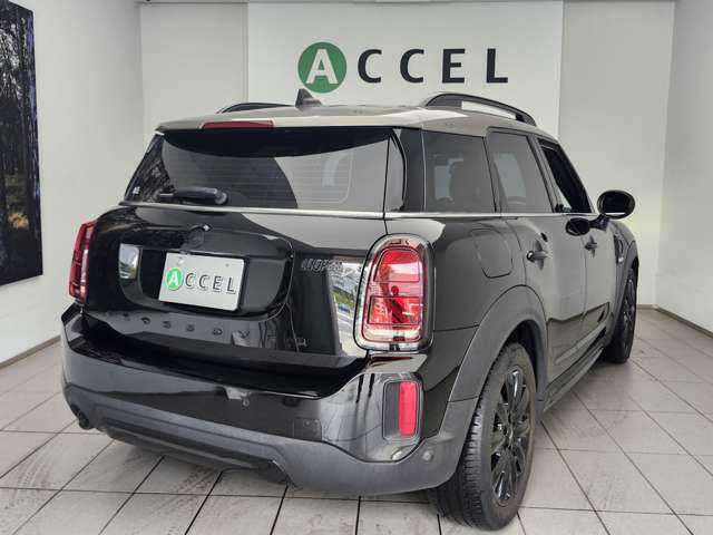 MINI Crossover 2