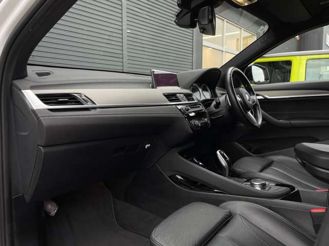 BMW X2 12