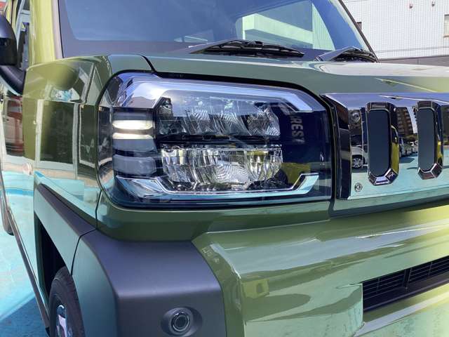 Daihatsu Taft 6