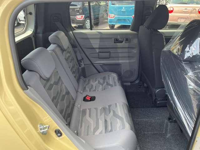 Daihatsu Taft 12