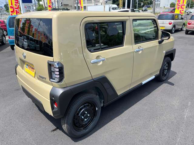 Daihatsu Taft 8