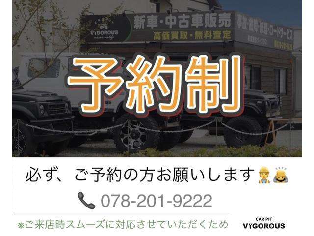 Toyota Hiace Van 2