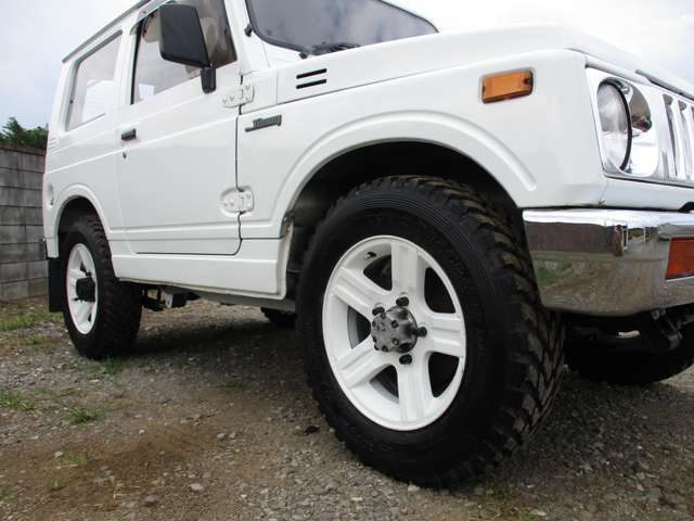 Suzuki Jimny 11
