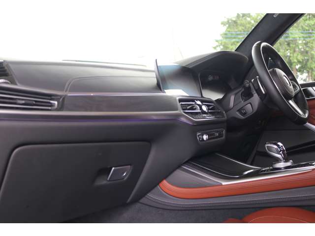 BMW X7 5