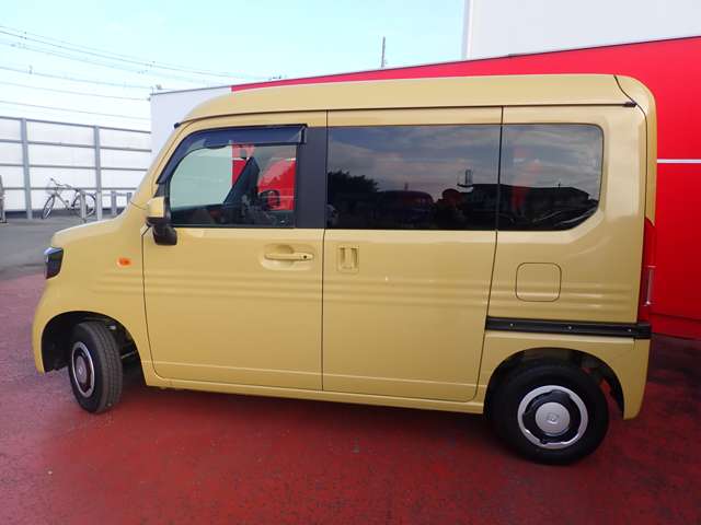Honda N-VAN 8