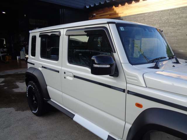 Suzuki Jimny Nomade 4