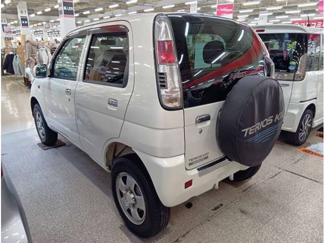 Daihatsu Terios Kid 6