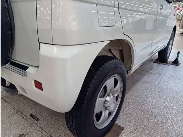 Daihatsu Terios Kid 8