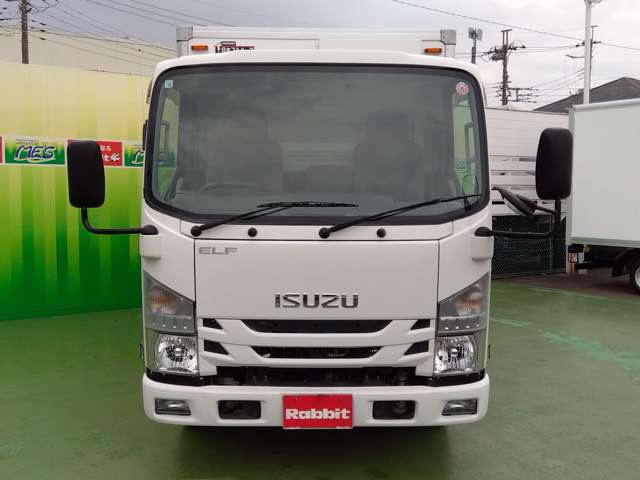 Isuzu Elf 2