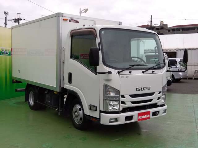 Isuzu Elf 3