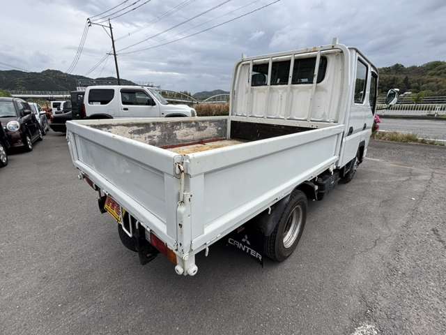 Mitsubishi Fuso Canter Guts 7