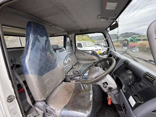 Mitsubishi Fuso Canter Guts 10