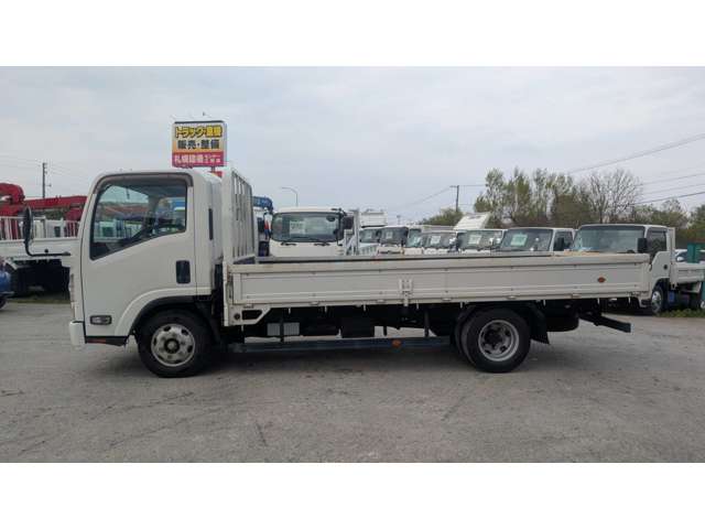 Isuzu Elf 8